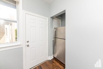 312 Lee St in Evanston, IL - Foto de edificio - Building Photo