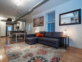 1610 Pleasant St in Cincinnati, OH - Building Photo