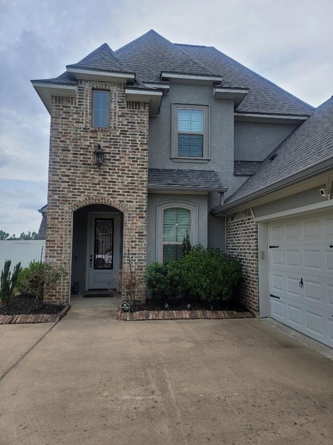 property at 724 Fir Wood Ln