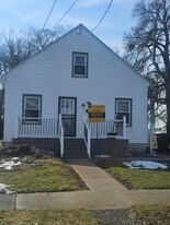 2003 Virginia Ave in Niagara Falls, NY - Building Photo