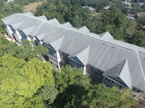 Grandview Apartments in Charleston, SC - Foto de edificio - Building Photo