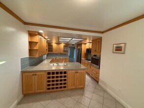 20194 Village 20 in Camarillo, CA - Building Photo - Building Photo