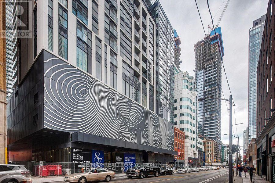 87-4187 Peter St in Toronto, ON - Building Photo