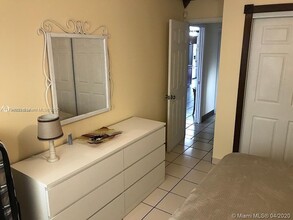 10552 SW 21st Ln in Miami, FL - Building Photo - Building Photo
