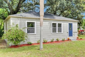 3143 Home Park Cir N in Jacksonville, FL - Building Photo - Building Photo