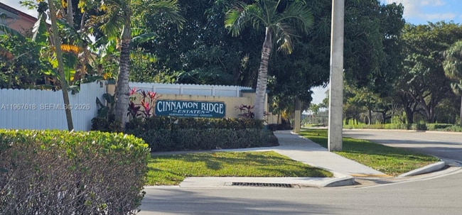 1251 SW 84th Terrace in Pembroke Pines, FL - Building Photo - Building Photo