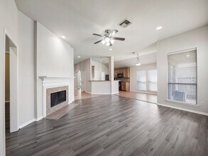 20110 Emerald Cliff Ln in Richmond, TX - Building Photo - Building Photo