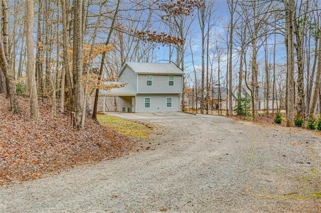 property at 2535 Hickory Rd