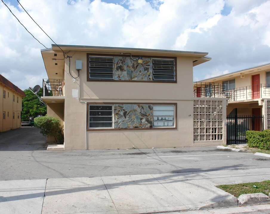 Joe's Garden Apartments in Miami, FL - Building Photo