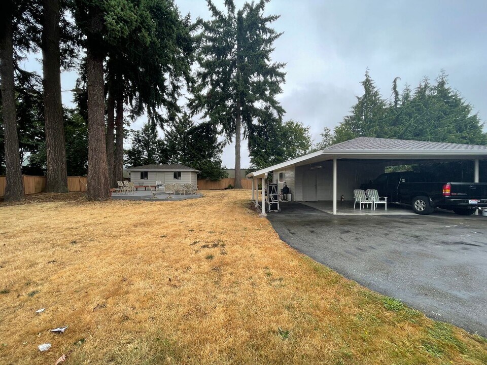 4203 81st Pl NE in Marysville, WA - Building Photo