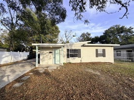 3817 Peach Dr in Jacksonville, FL - Building Photo