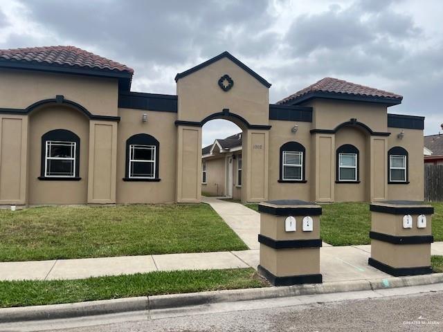 1902 Bronze in Pharr, TX - Building Photo