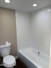 118 NJ-34 in Holmdel, NJ - Building Photo - Building Photo