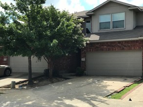 Stonebrook Townhome Properties in Mesquite, TX - Building Photo - Building Photo