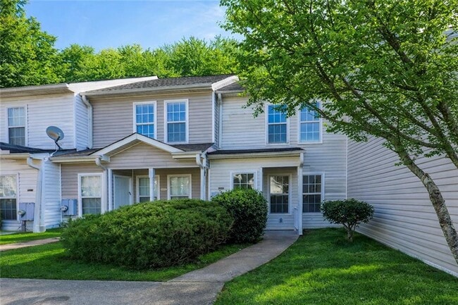 property at 6512 Wellington Chase Ct