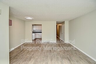 593 Baldwin Rd in Akron, OH - Building Photo - Building Photo