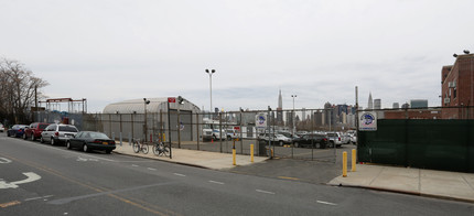 Greenpoint Landing Phase II in Brooklyn, NY - Building Photo - Building Photo