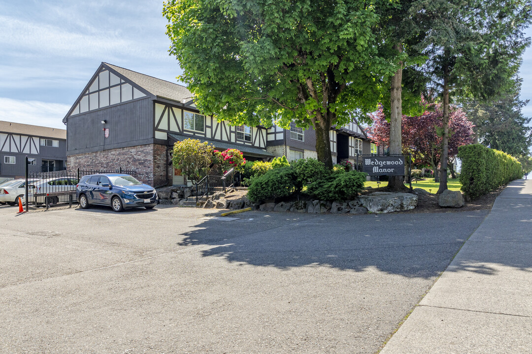 Wedgewood Manor in Seatac, WA - Foto de edificio