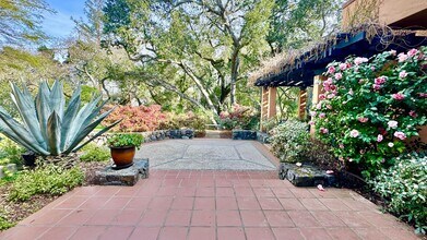 18700 Serramonte Dr in Los Gatos, CA - Building Photo - Building Photo