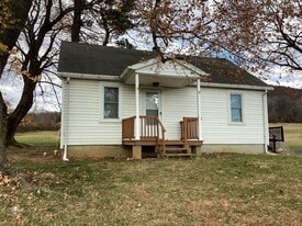 10715 Fish and Game Rd in Waynesboro, PA - Building Photo