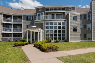 Bristol Village in Bloomington, MN - Building Photo - Building Photo