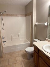 21618 Evergreen Trail in Rogers, MN - Foto de edificio - Building Photo