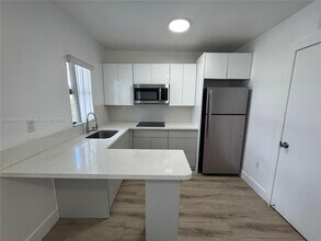 1969 NW 2nd Ct in Miami, FL - Building Photo - Building Photo
