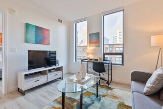 60 Kilmarnock St in Boston, MA - Building Photo - Building Photo