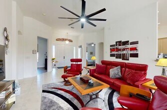 1012 SW 39th Terrace in Cape Coral, FL - Building Photo - Building Photo