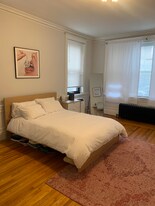 39 Carlton St, Unit 3 in Brookline, MA - Building Photo