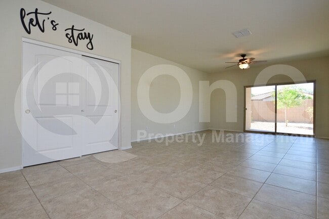 2386 E San Lorenzo Trail in Casa Grande, AZ - Building Photo - Building Photo