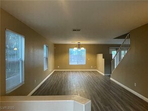 9620 Christine View Ct in Las Vegas, NV - Building Photo - Building Photo