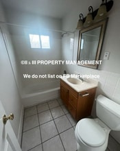 8404 Robinson St in Overland Park, KS - Building Photo - Building Photo