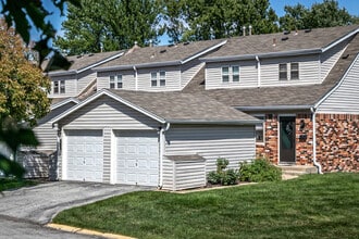 Terrace Garden Townhomes in Omaha, NE - Foto de edificio - Building Photo