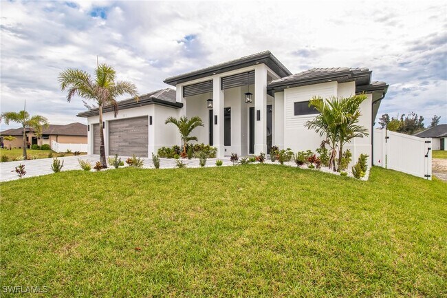 property at 123 SW 35th Ave