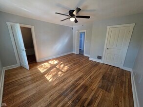 2 E Washington St in Indianapolis, IN - Building Photo - Building Photo