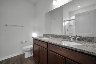 248 Wellstone Wy in Richmond Hill, GA - Building Photo - Building Photo