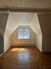 1018 N Calvert St in Baltimore, MD - Building Photo - Building Photo