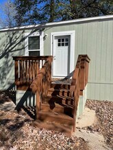 107 Toledo St in Conroe, TX - Foto de edificio - Building Photo