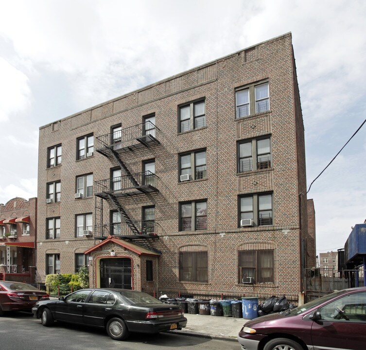 184 E 96th St in Brooklyn, NY - Building Photo