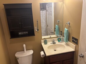 1624 N Cherry St in Winston-Salem, NC - Building Photo - Building Photo