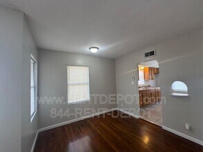 1200 Marshall Ave in Evansville, IN - Building Photo - Building Photo