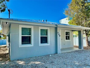 730 Largo Rd in Key Largo, FL - Building Photo - Building Photo