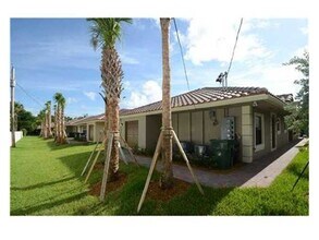 1025 NE 10th AVE in Fort Lauderdale, FL - Building Photo - Building Photo