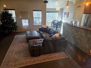 Room in House on Katielee Cove in Dallas, GA - Building Photo - Building Photo