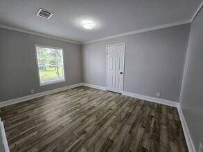 7011 Greenbrier Village Dr in Lakeland, FL - Building Photo - Building Photo