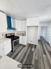 1531 W 71st St in Los Angeles, CA - Building Photo - Building Photo