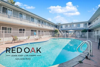 9903 Belmont St, Unit 25 in Bellflower, CA - Building Photo - Building Photo