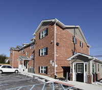 Lakewood Apartments in Middletown, DE - Building Photo - Building Photo