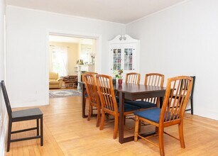 1743 Commonwealth Ave in Boston, MA - Foto de edificio - Building Photo